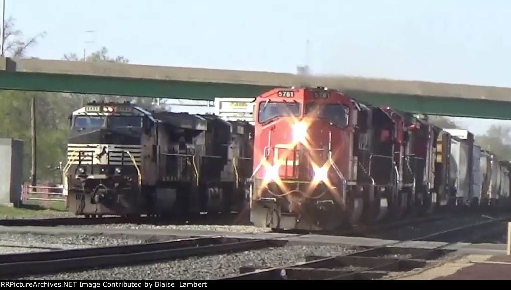 CN A408 passes NS 223